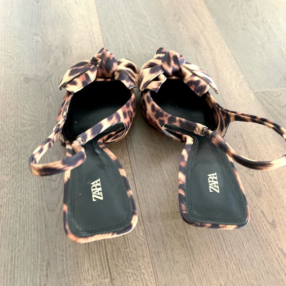 Animal Print Slingback Shoes with Bow - Picture 3 of 6